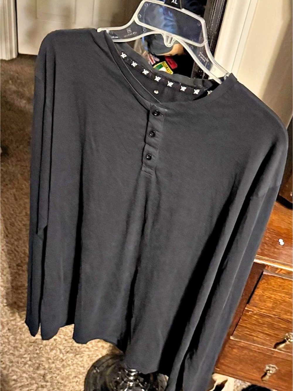 Cuts Clothing XR Long Sleeve Henley Curve-Hem Black XL